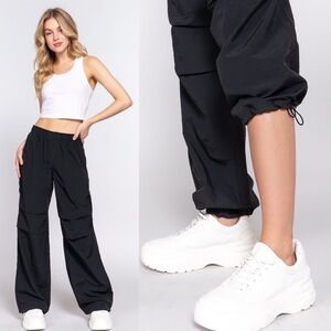 170. New Sleek Black Parachute Pants - Ultimate Comfort and Style